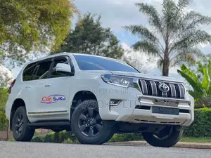 Toyota Land Cruiser Prado 2015 White