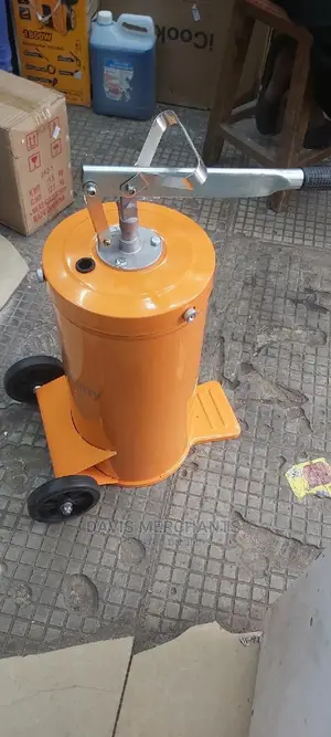 Grease Bucket With 10kg Capacity