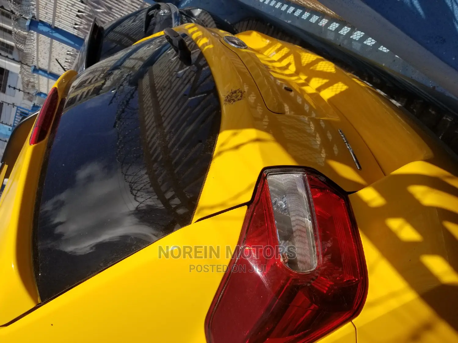 Subaru XV 2015 Yellow