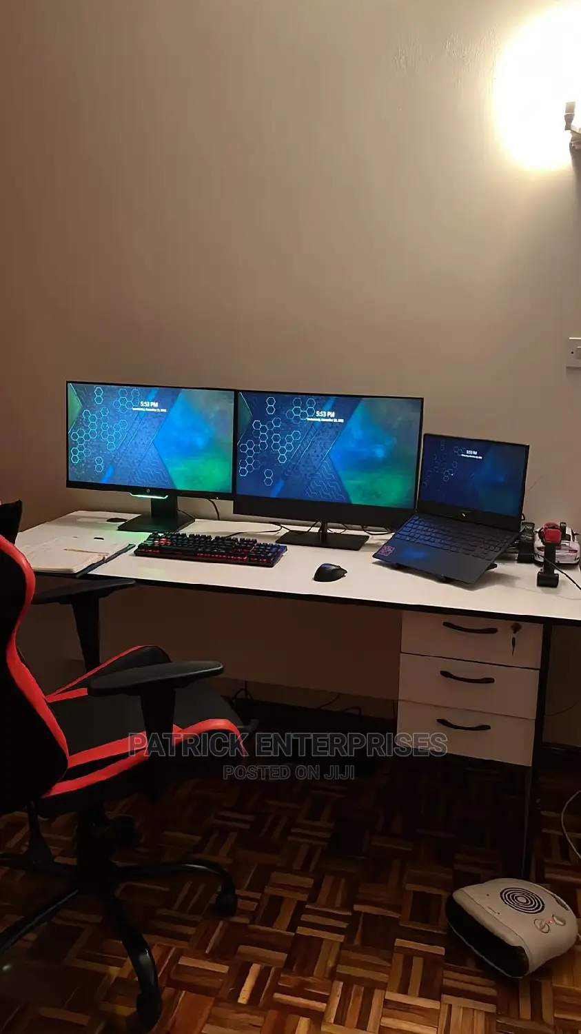 1.8 Mtrs White Executive Office Desk