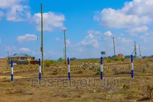Plots in Kamakis