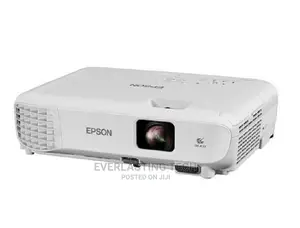 Epson EB-E01 Projector