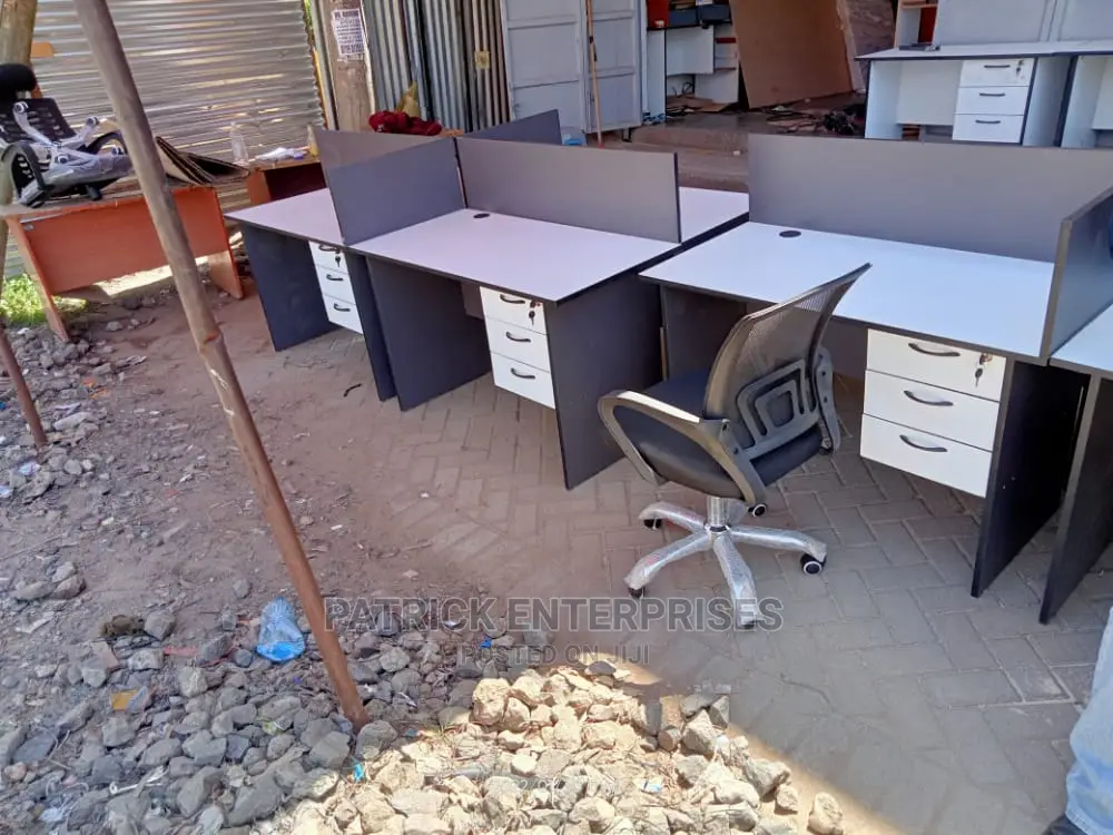 Executive 4 Way Workstation