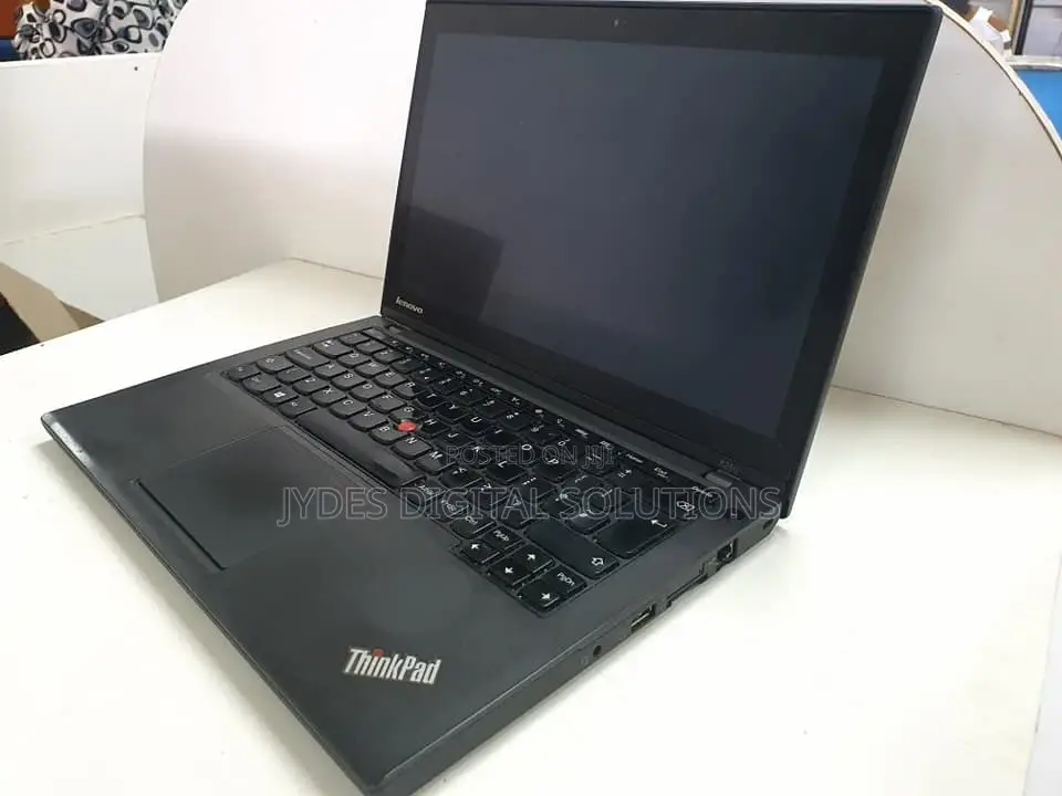 Laptop Lenovo ThinkPad X240 4GB Intel Core I5 HDD 500GB