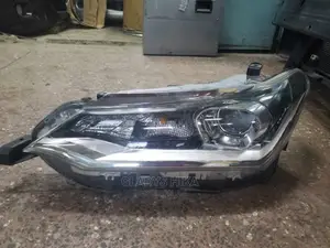 Ex Japan Headlights for Fielder 165 Xenon