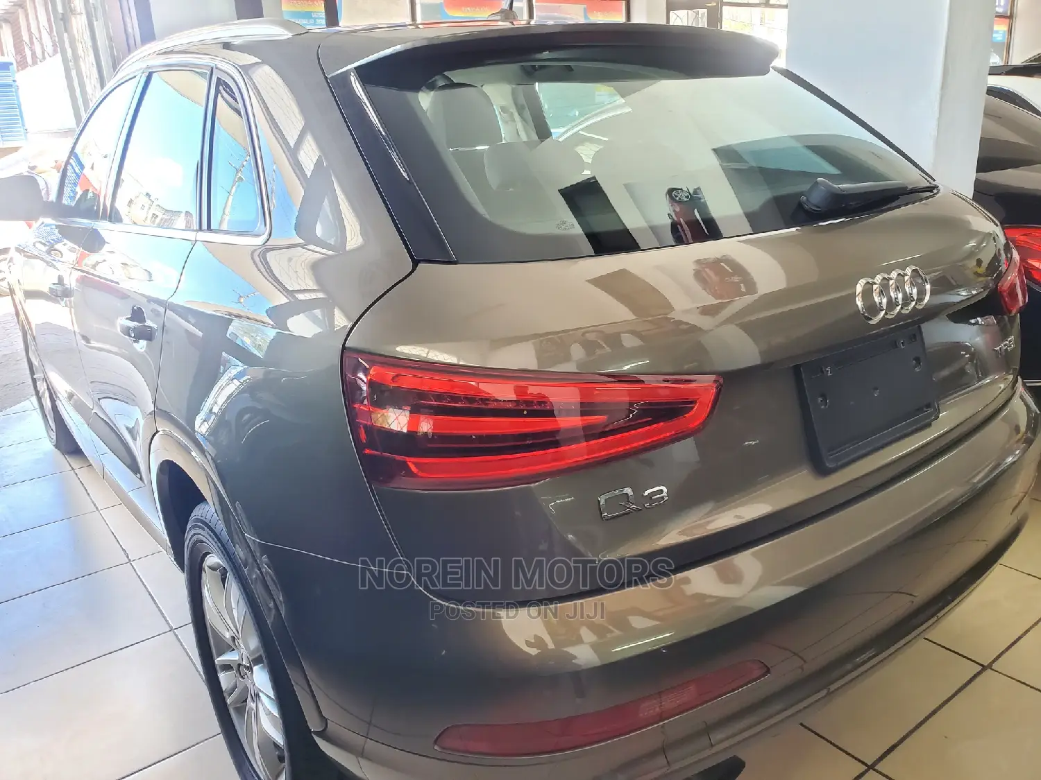 Audi Q3 2016 Brown