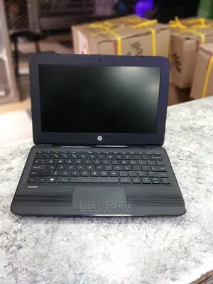 Laptop HP Stream Laptop 4GB Intel Celeron SSD 60GB