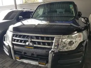 Mitsubishi Pajero V80 3.2 DI-D 2015 Black