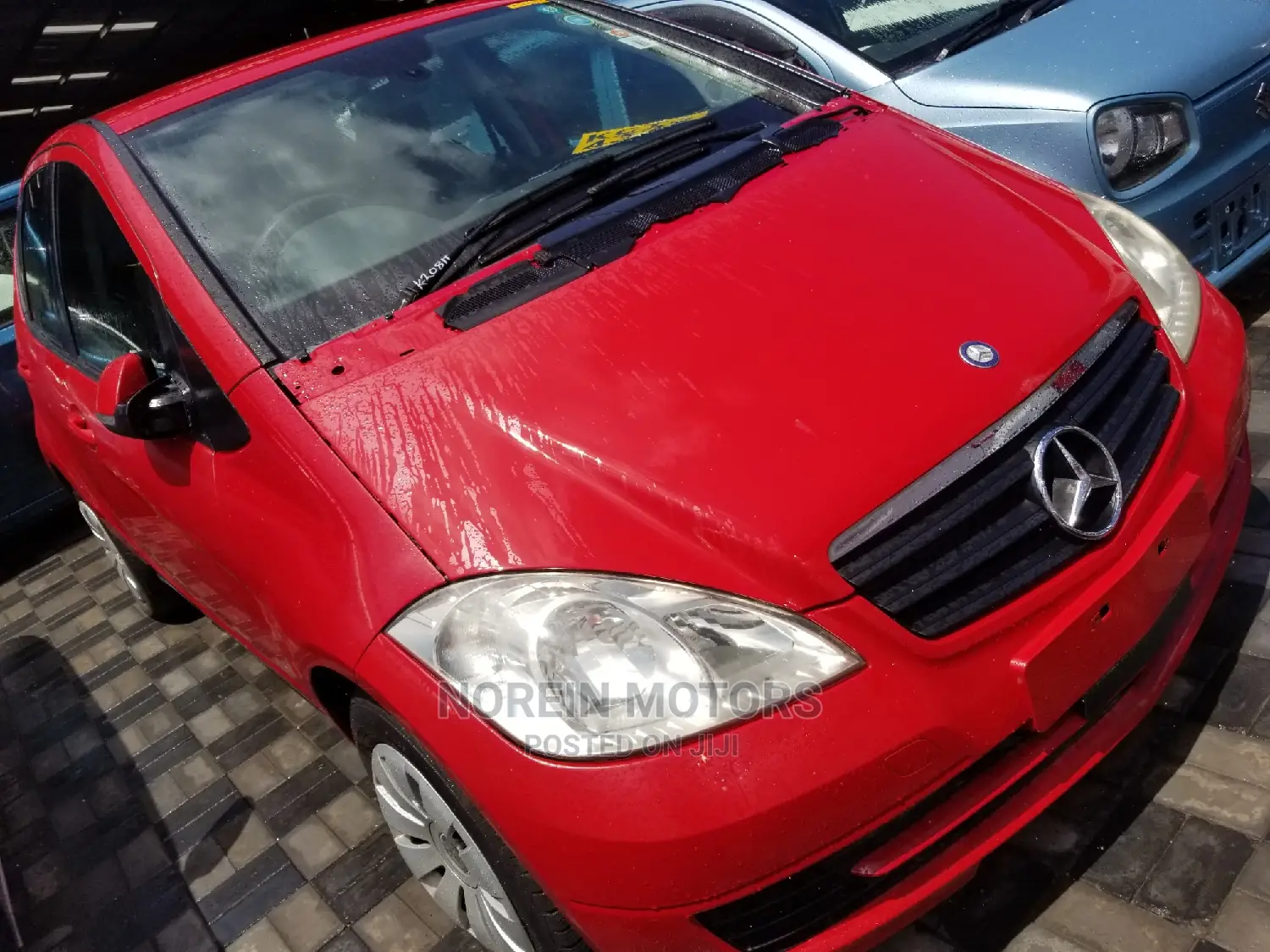 Mercedes-Benz A-Class 2012 Red