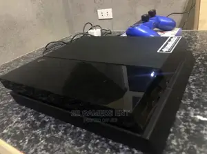 Play Station 4 Standard, 10.01 Version
