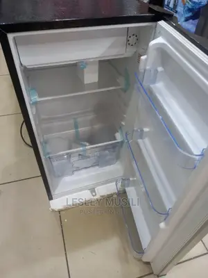 Von Fridge 90l