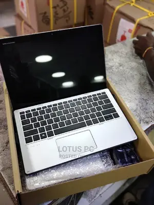 Laptop HP Elite X2 1012 8GB Intel Core I5 SSD 256GB