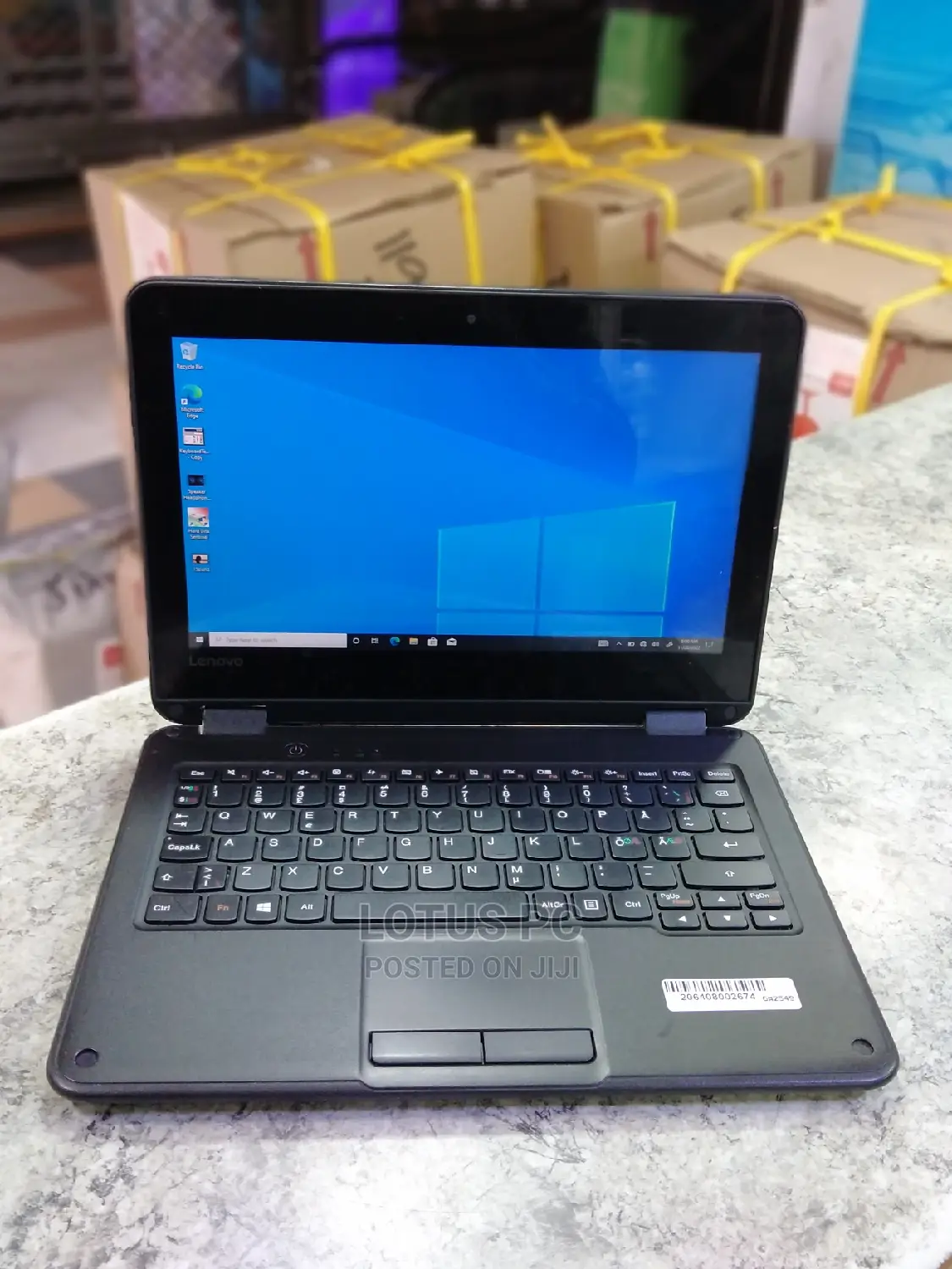 Laptop Lenovo 300e 4GB Intel Pentium SSD 128GB