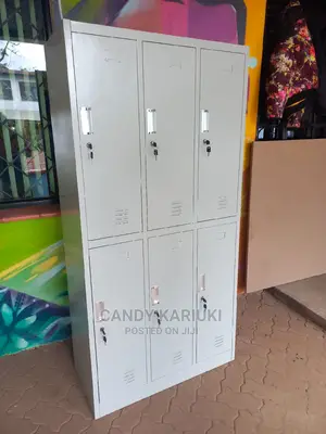 Changing Area Lockers (6 Compartments)