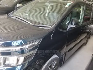 Toyota Voxy 2015 Blue