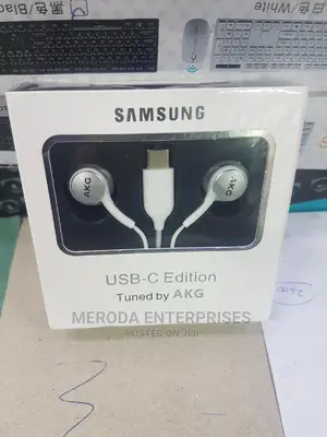 Akg Wired Type C Earphones