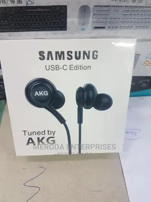 Akg Wired Type C Earphones