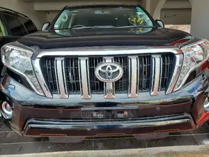Toyota Land Cruiser Prado 2016 Black