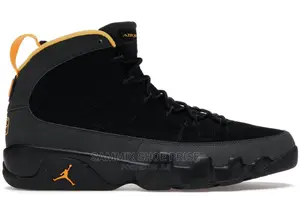 J 9 Sneakers