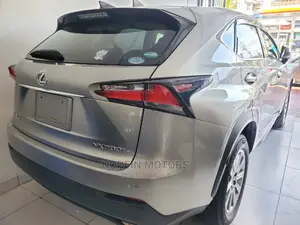 Lexus NX 2016 Gold