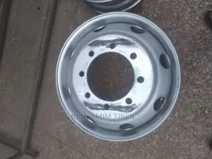 Original Rim Size 22.5 for Mitsubishi Fuso Fi Tubeles.