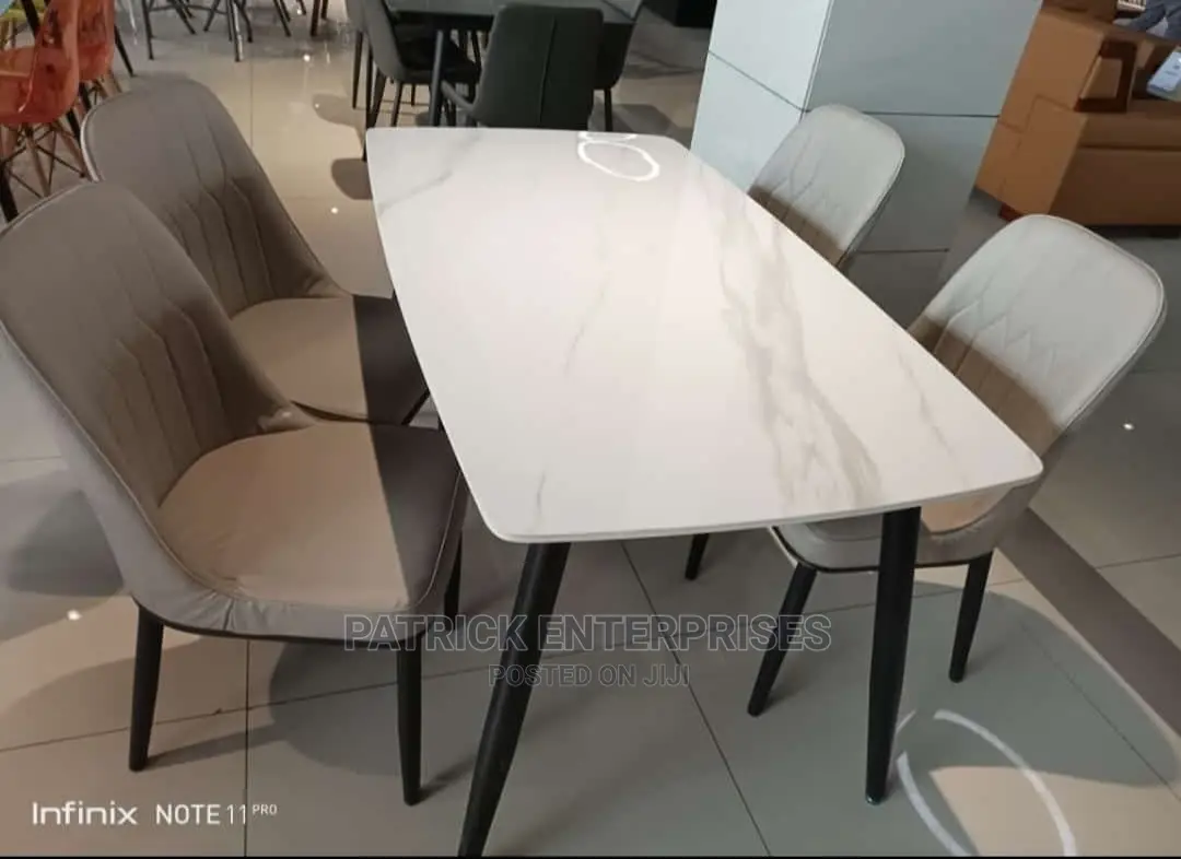 Imported Pure Marble Dining Table 4 Seater