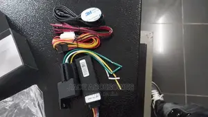 Car /Lorry/Tractor Tracker With Mic