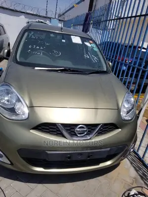 Nissan March 2015