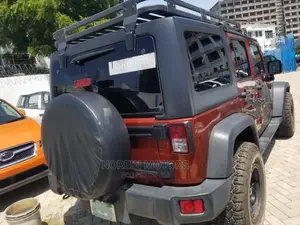 Jeep Wrangler 2015 Red