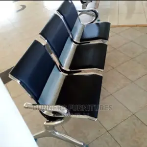 Link Padded 3 Seaters Chair.