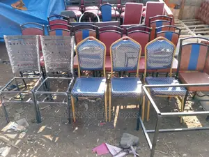 Confrance Chair
