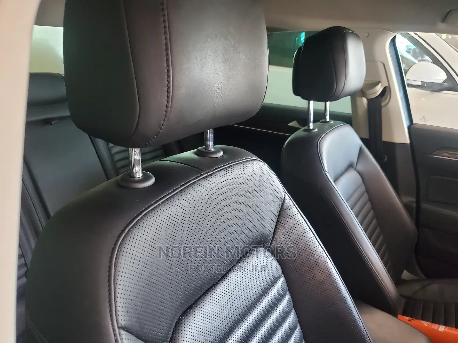 Volkswagen Passat 2015 Blue