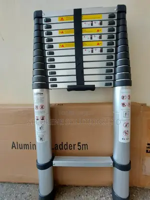 Aluminium Telescopic Straight Adjustable Ladder 5 Meters