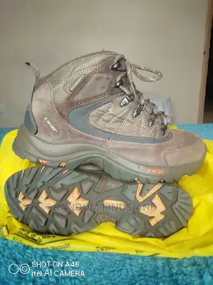 Hi-Tec Hiking Boots; Waterproof + Great Traction (Size 5)