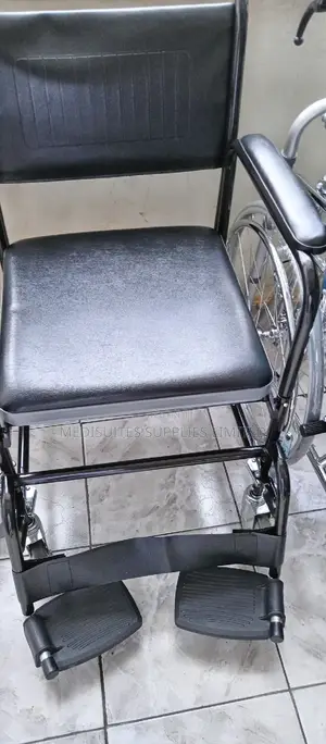 Commode Chair .(Standard )