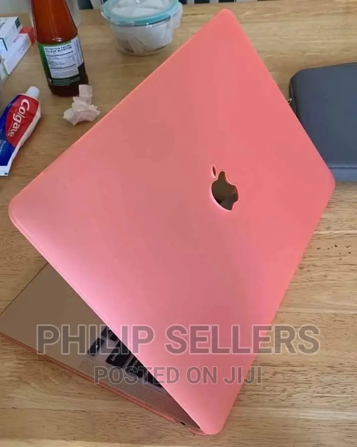 : New Macbook Air / New Macbook Pro / New Macbook Pro 14" An