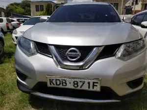 Nissan X-Trail 2015 Silver
