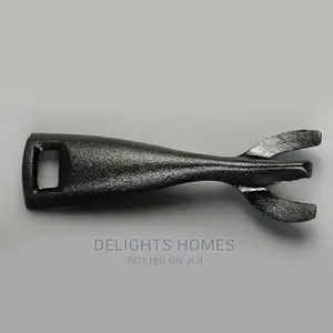 Hot Pan Tongs