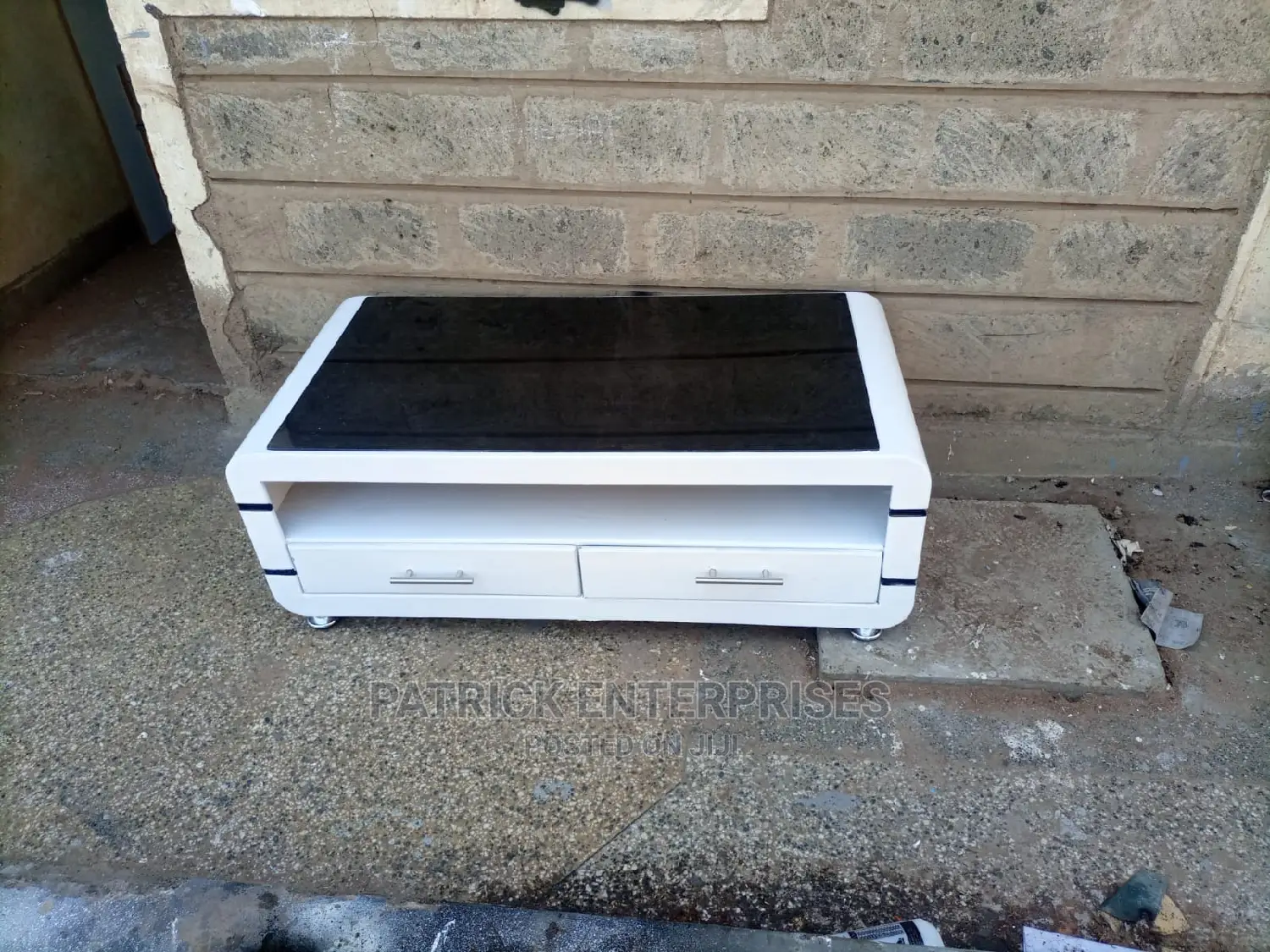 Morden Coffee Table