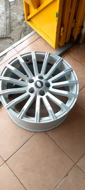 19 Inch Range Rover Rims Set EX UK