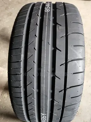 295/40r21 Dunlop From Japan