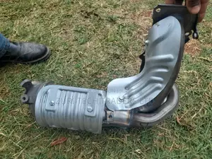 Complete Exhaust Manifold For Vanguard /Rav 4