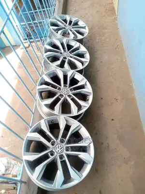 Size 18 Inches VW Original X-Japan Alloy Rims Set