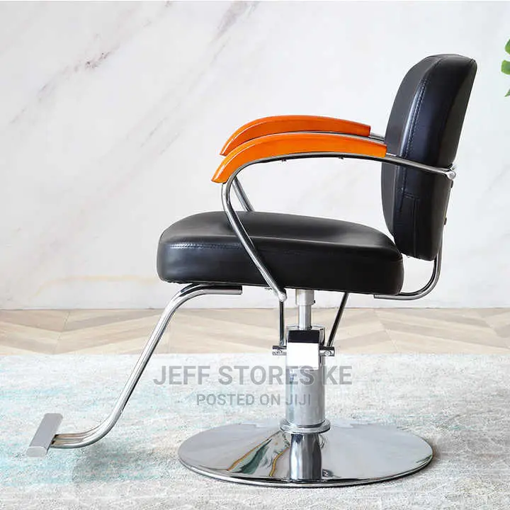 Black Styling Salon Chair