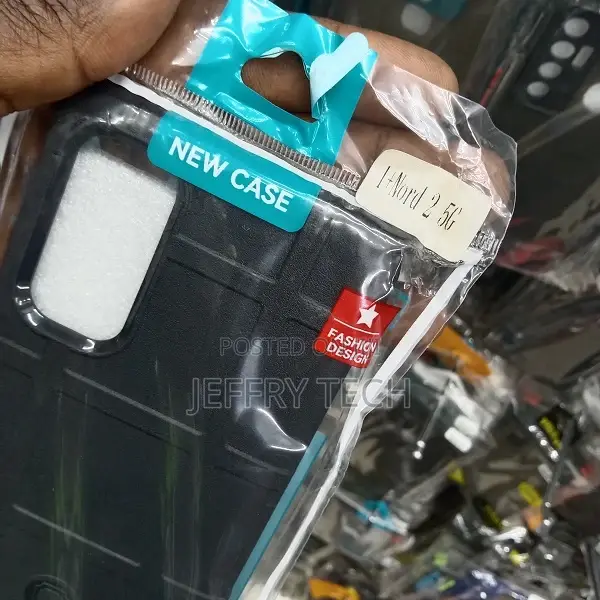 Oneplus Nord 2 (5G) Rugged Shield Series Cover - Sort