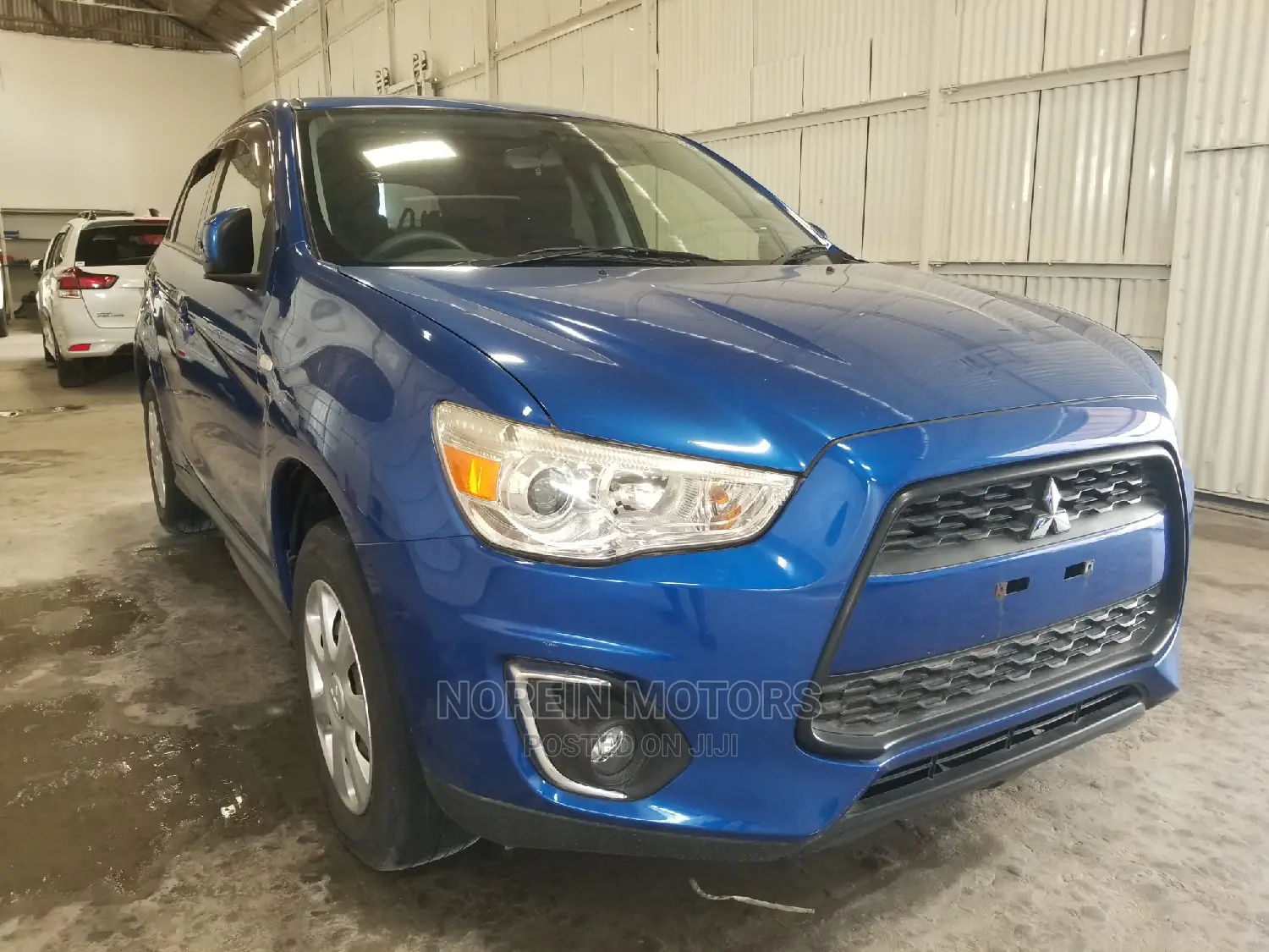 Mitsubishi RVR 2016 Blue