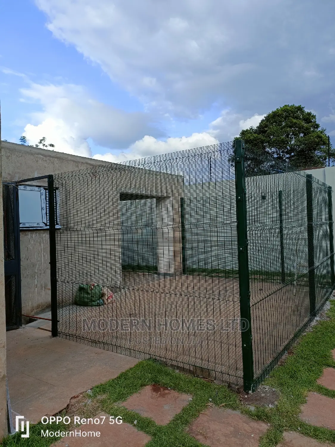 Design Anti-Climb Mesh Cages for Pets