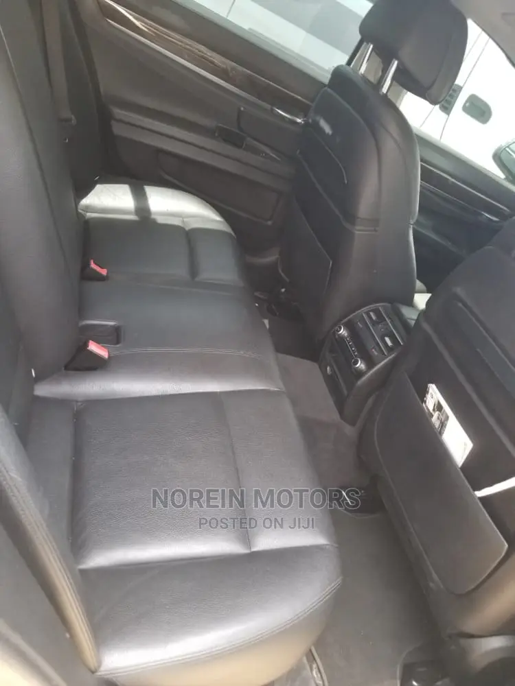 BMW 7 Series 2015 Blue