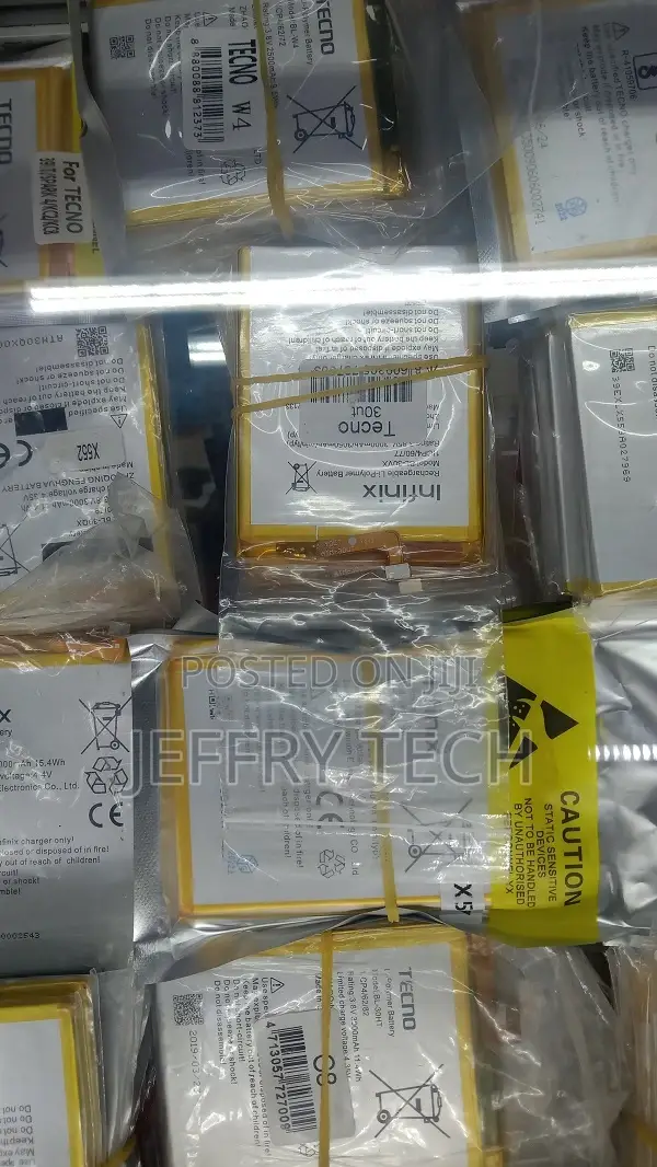 Tecno W4 (BL-AW875A) Battery Replacement