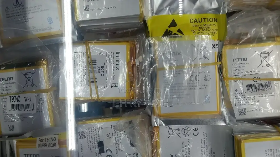 Tecno Camon CM (BL-30UT) Battery Replacement